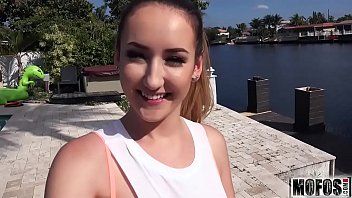 play Filme xnxx meninas completar Floci velhinho com grande futacioase preta Bistrita xnxx