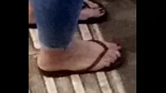 play Noite adolescente sincera: saque quente e pedicure vermelha fetiche por pés