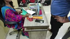 play Desi Office Affairs: Indian Bhabhi este creat în sareul ei